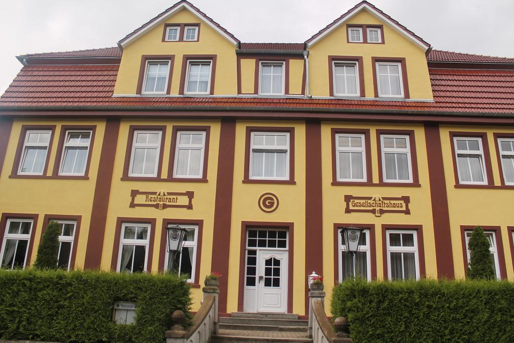 Hotel Gesellschaftshaus Bergen Auf Rugen Exterior photo